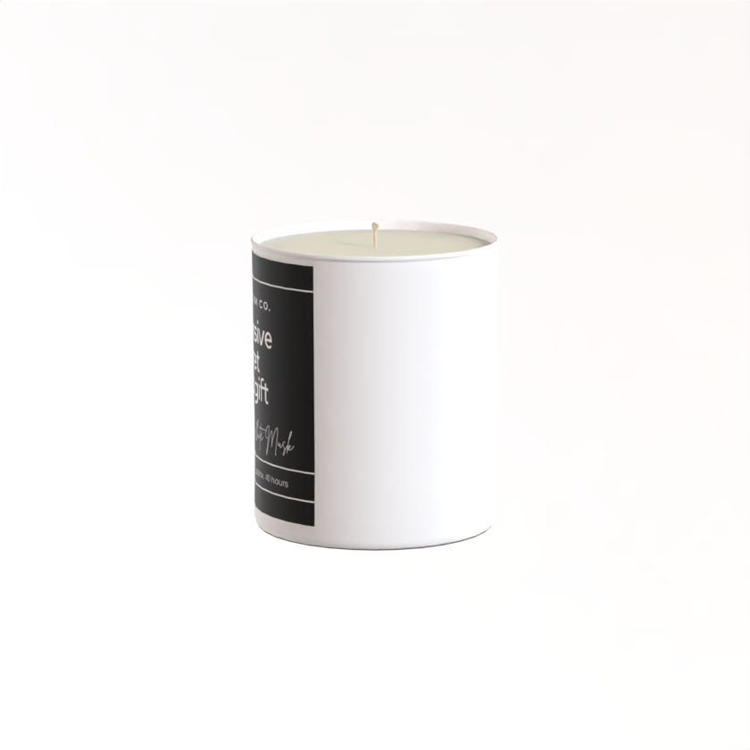 200g White candle ‘Inoffensive Secret Santa gift’